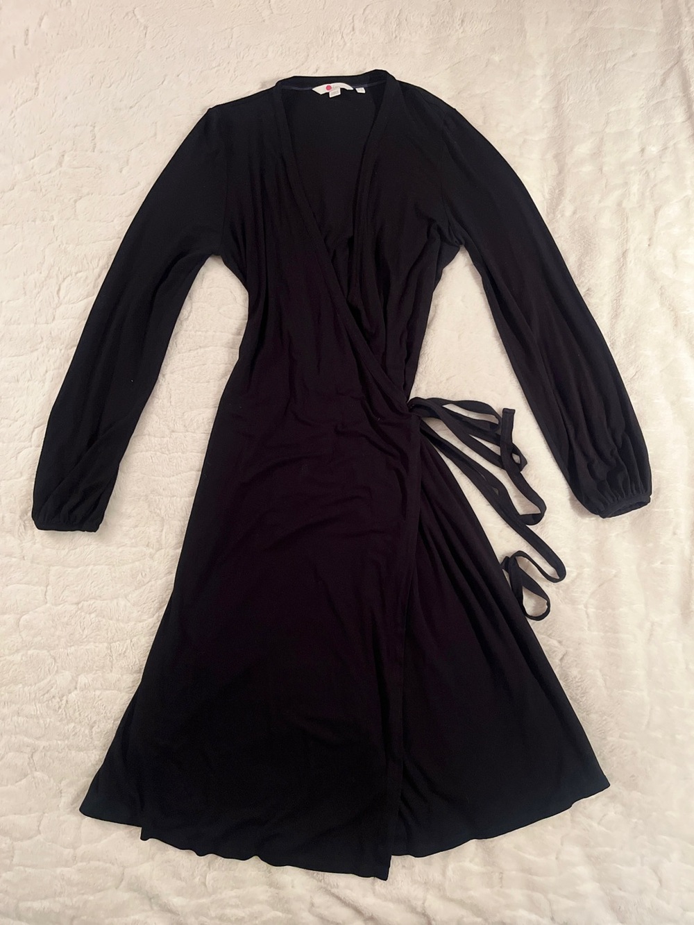Boden Midi Black Long Sleeve Jersey Wrap
Dress (Size US 10L)
